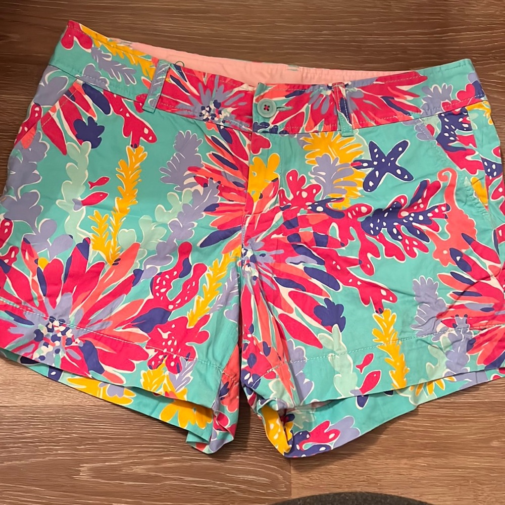 Lilly Pulitzer Size 10 Calihan Shorts